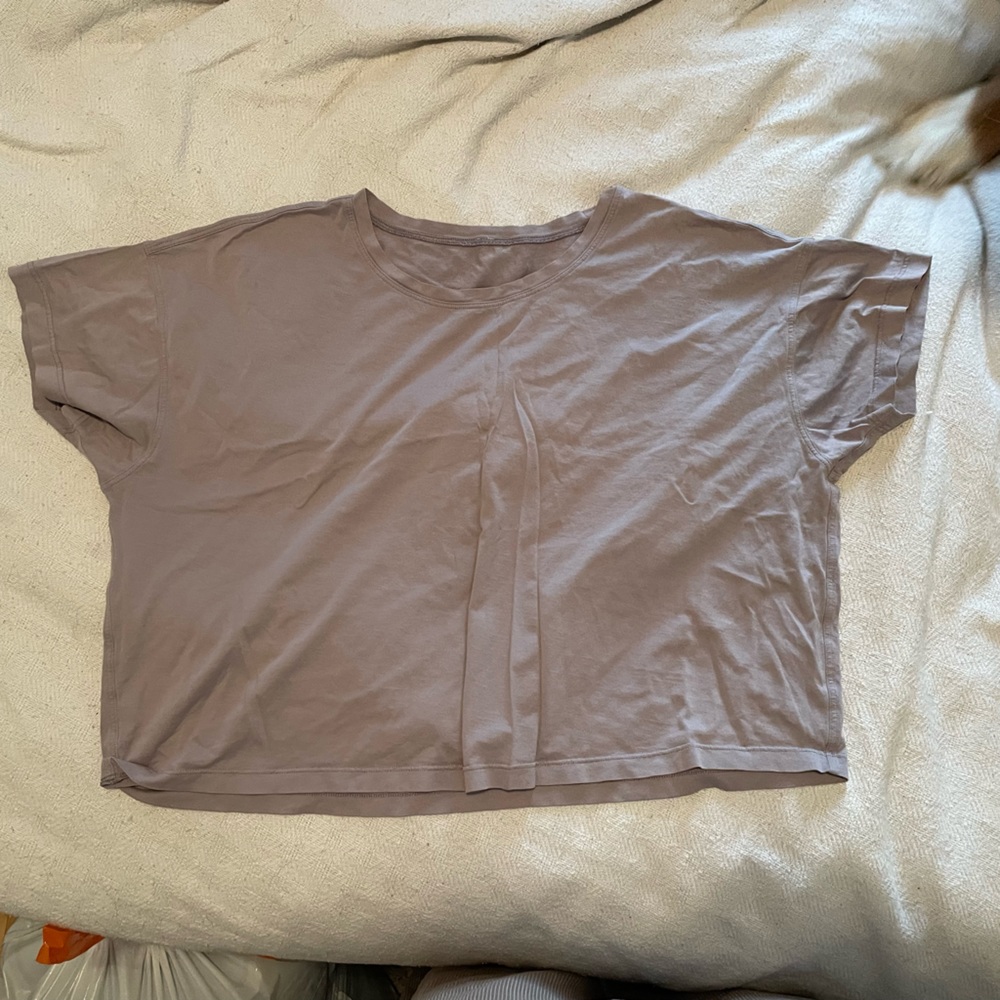 Lululemon crop top